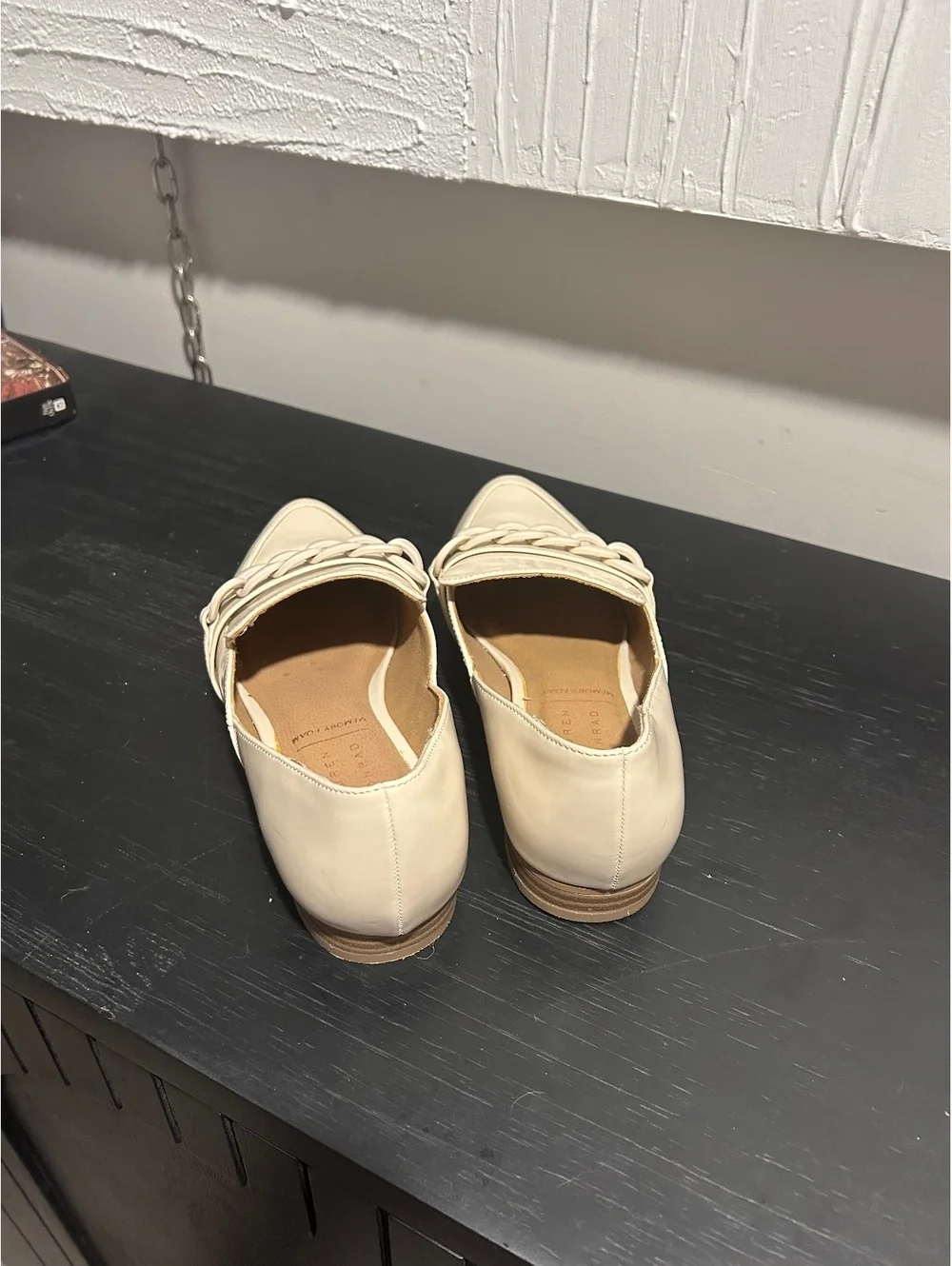 LC Lauren Conrad Demii Chain Loafers in Bone / Cream size 6.5
